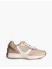Zapatilla deportiva estilo running.     Cierre mediante cordones de seis pasadas.     Corte de rejilla.     Suela dentada.     A