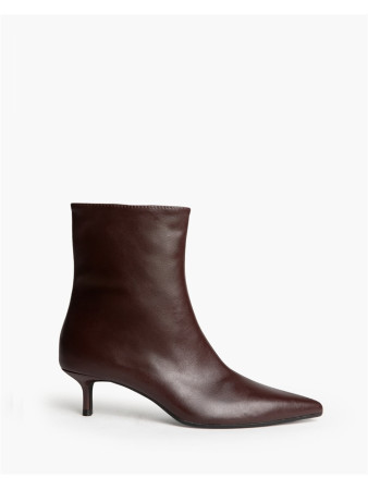 Botin M6890